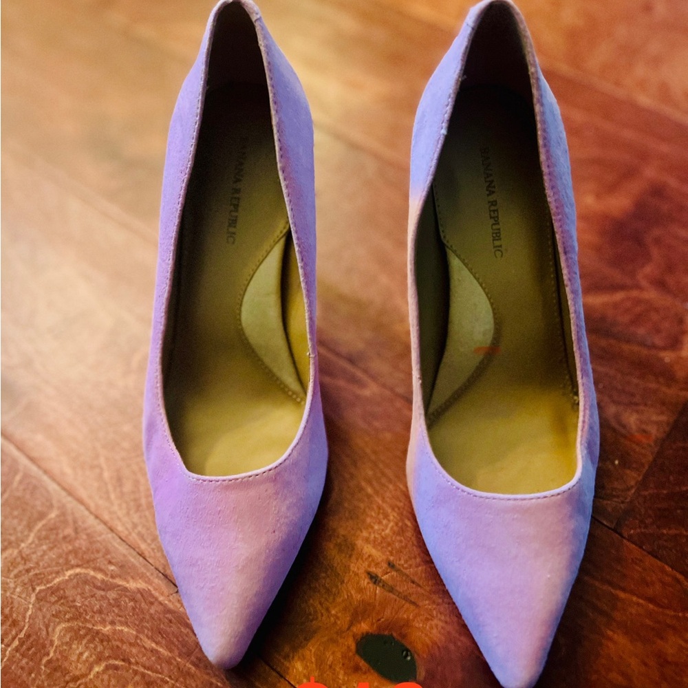 Banana Republic Lavender Heels